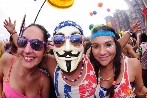 NICKY ROMERO FAN (anonymous & rave girls)