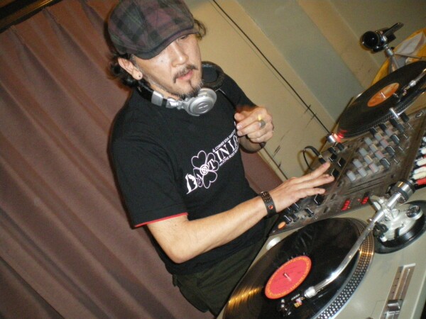 iFLYER: DJ AKIRA(mo-ZONE) [アキラ] / インフォ - DJ