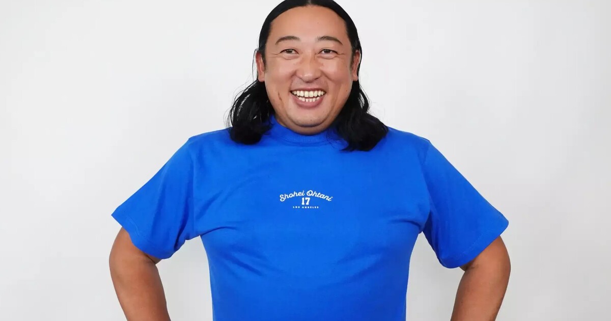 ロバート秋山プロデュース体モノマネTシャツ『BOTY (ボティー) 』に