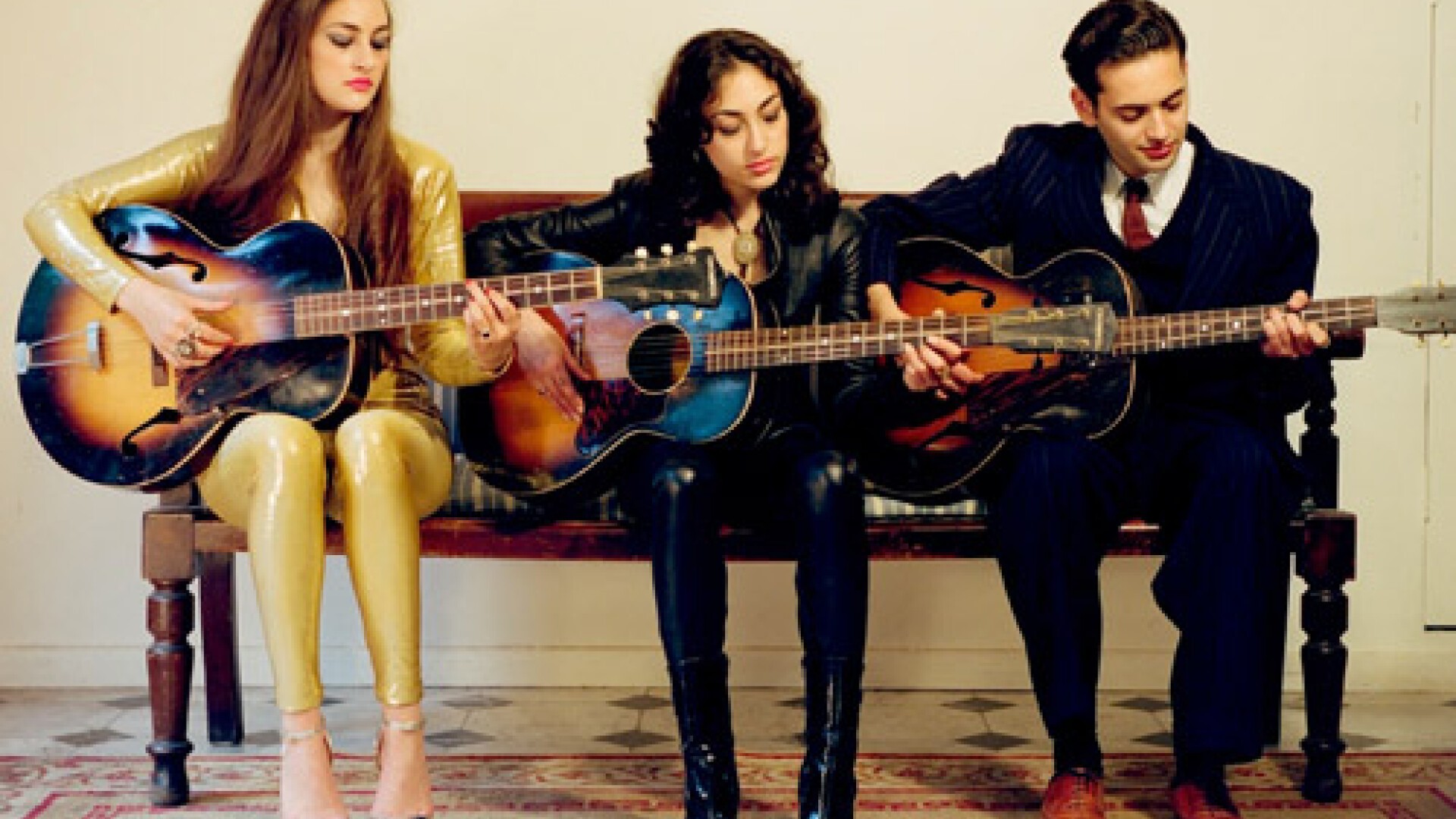 KITTY,DAISY & LEWIS | iFLYER