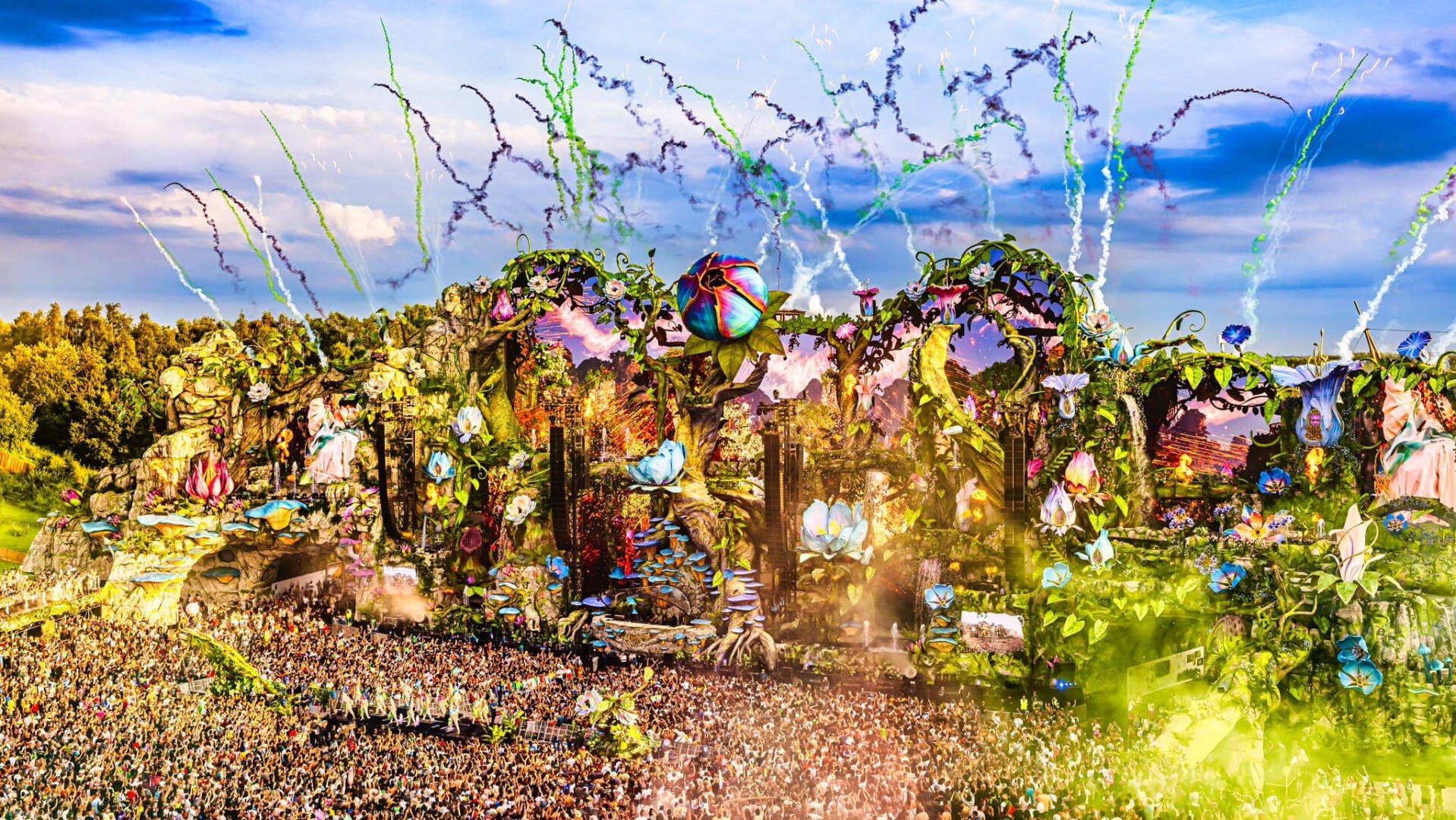 ベルギー発のビッグフェスTomorrowlandがオリジナル香水『Elixir of