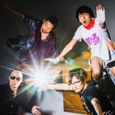 希少】ARTWARP ドラゴン柄トップス 八十八ヶ所巡礼マーガレット