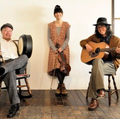 iFLYER: 栗コーダーカルテット - BAND