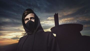 iFLYER: ALAN WALKER 大阪公演 @ ZEPP NAMBA, 大阪府