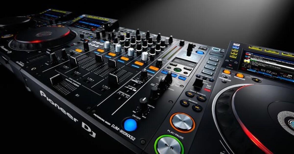 値下げ！Pioneer CDJ-2000 DJM-900NXS ミキサー PioneerがDJ向けCDJ-2000NXS2とDJM-900NXSの新商品を発表
