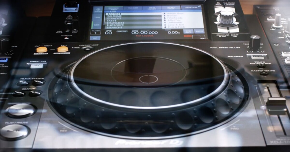 iFLYER: Pioneer DJ、DJ用マルチプレーヤー XDJ-1000MK2 を9月中旬発売！