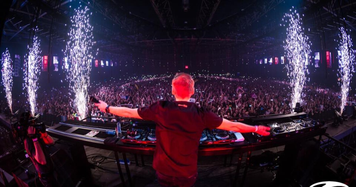 iFLYER: Armin van Buurenのフェス【A STATE OF TRANCE 850