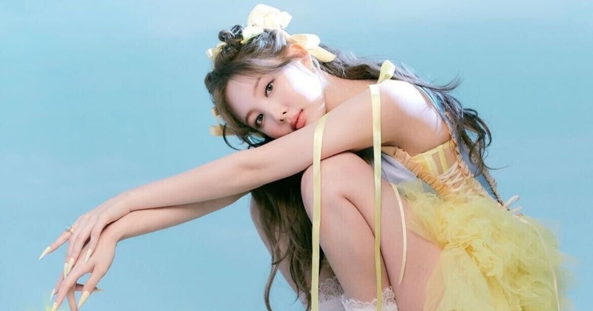 TWICE 和訳 (information) on X: 