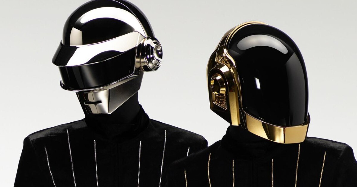 身幅55着丈66新品未使用 Daft Punk 公式 パーカー M USA限定 ダフトパンク