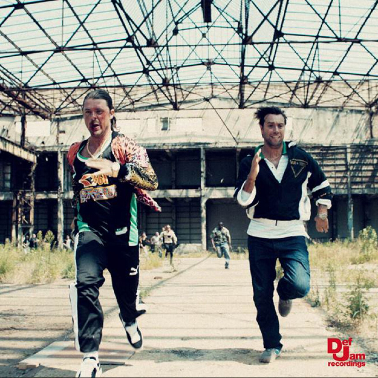 iFLYER: Axwell Λ Ingrosso、新曲「Can't Hold Us Down」を公開