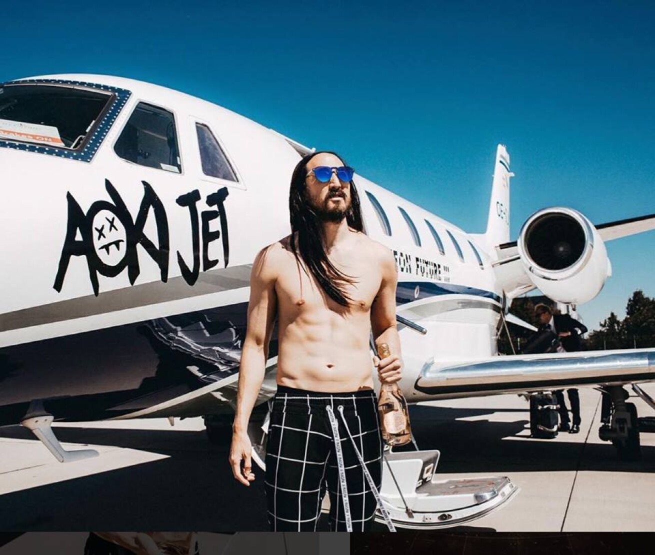 iFLYER: 【Steve Aoki（スティーブ・アオキ）】「Neon Future Ⅲ」リリース直前！過去作をプレイバック！