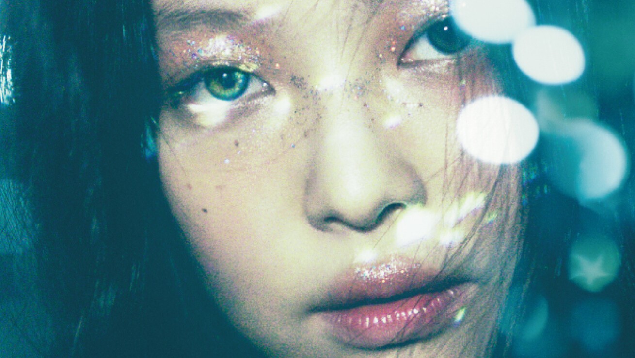 iFLYER: JENNIE (ジェニー) 、ソロデビューアルバム『Ruby』を記念した