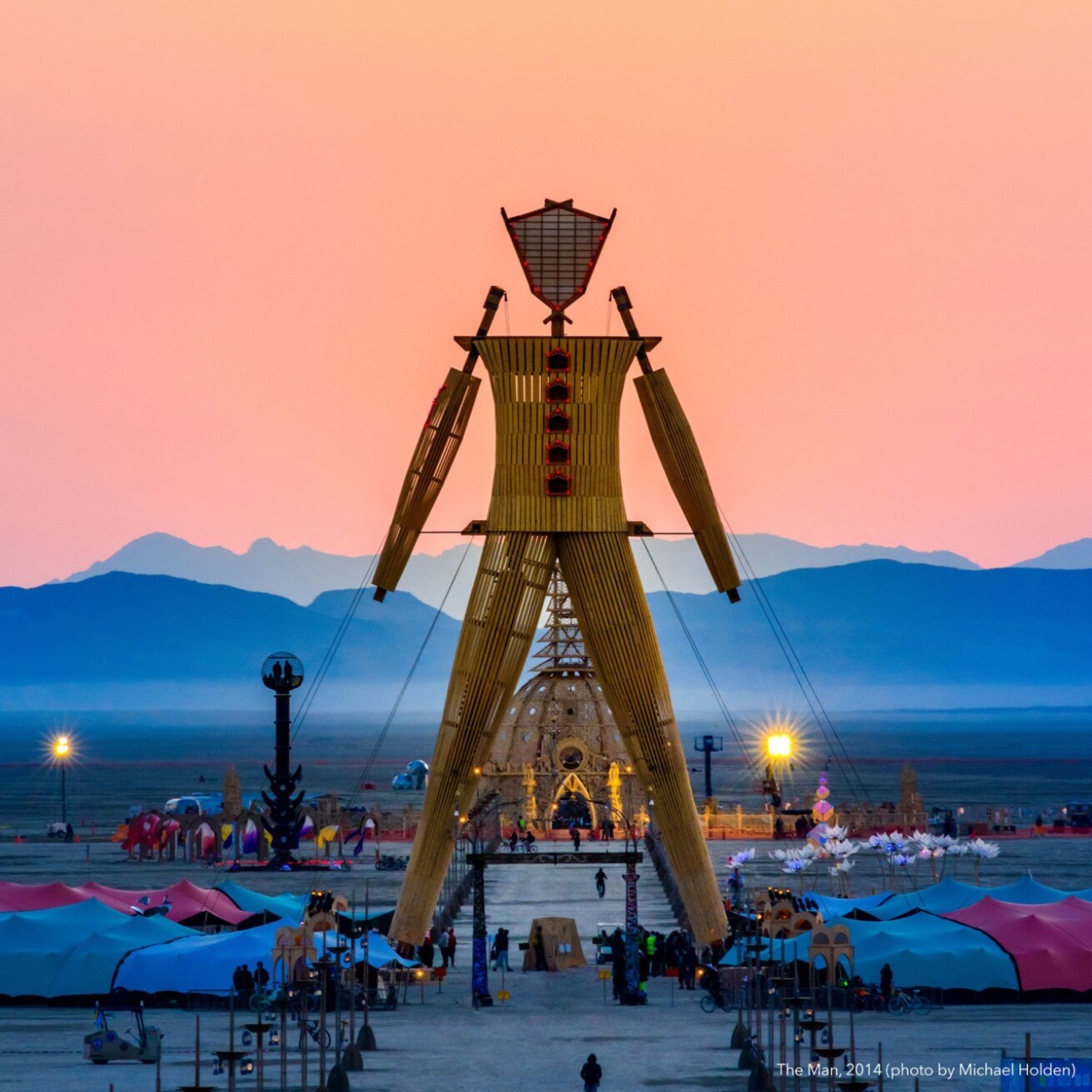 iFLYER: アメリカ開催、砂漠の奇祭フェス「Burning Man（バーニング ...