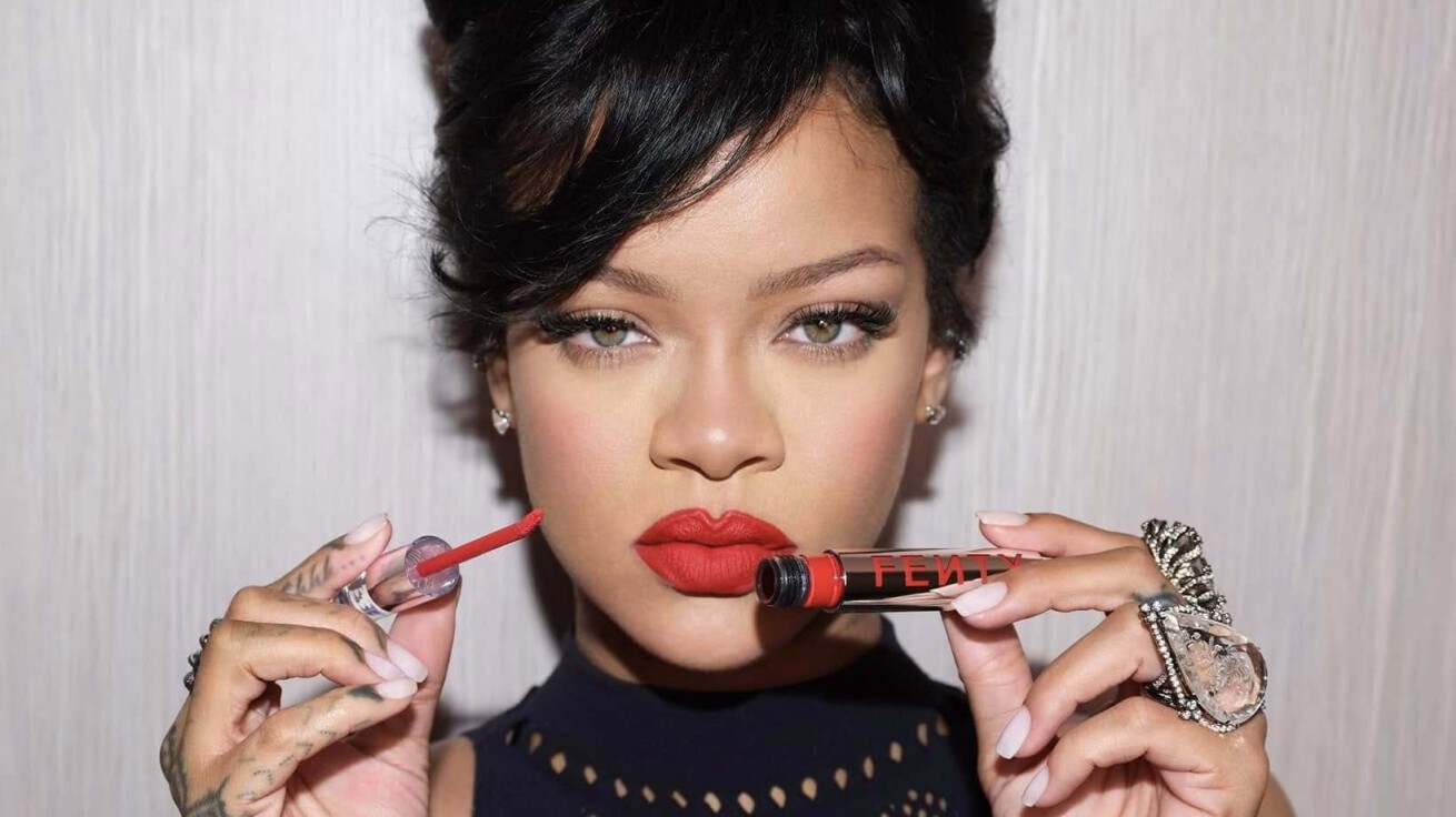 iFLYER: 第3子となる女児出産直後のRihanna (リアーナ) 、Spotifyにて