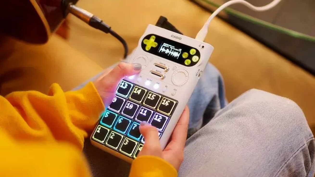 iFLYER: 「カシオ」から初心者でも手軽に楽曲制作・演奏ができる