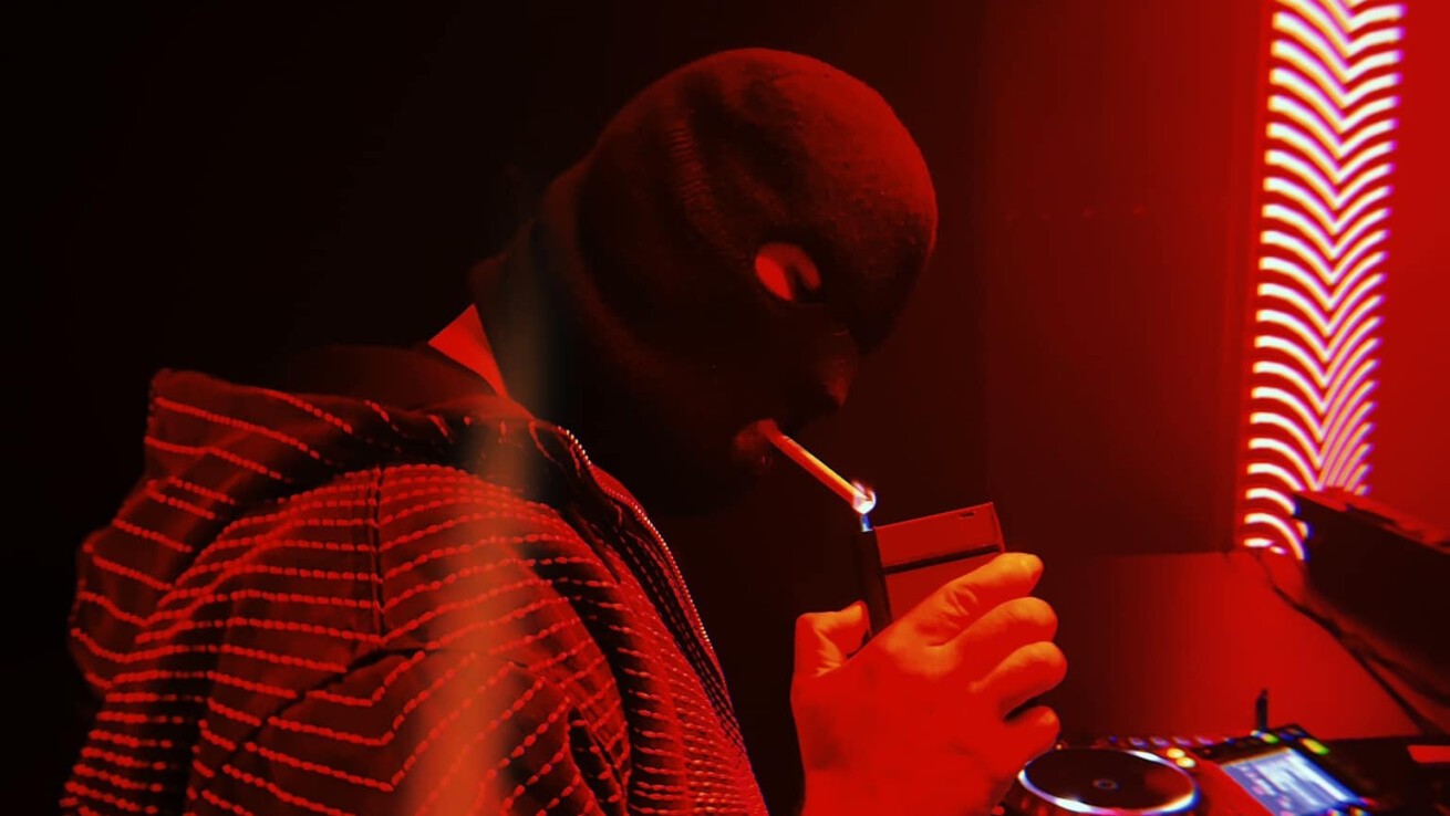 iFLYER: 覆面DJ/プロデューサーMalaa (マーラ) 、1月17日にMalaa名義