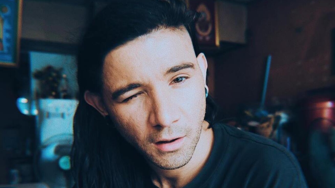 iFLYER: Skrillex（スクリレックス）が SNS で自身のゴースト