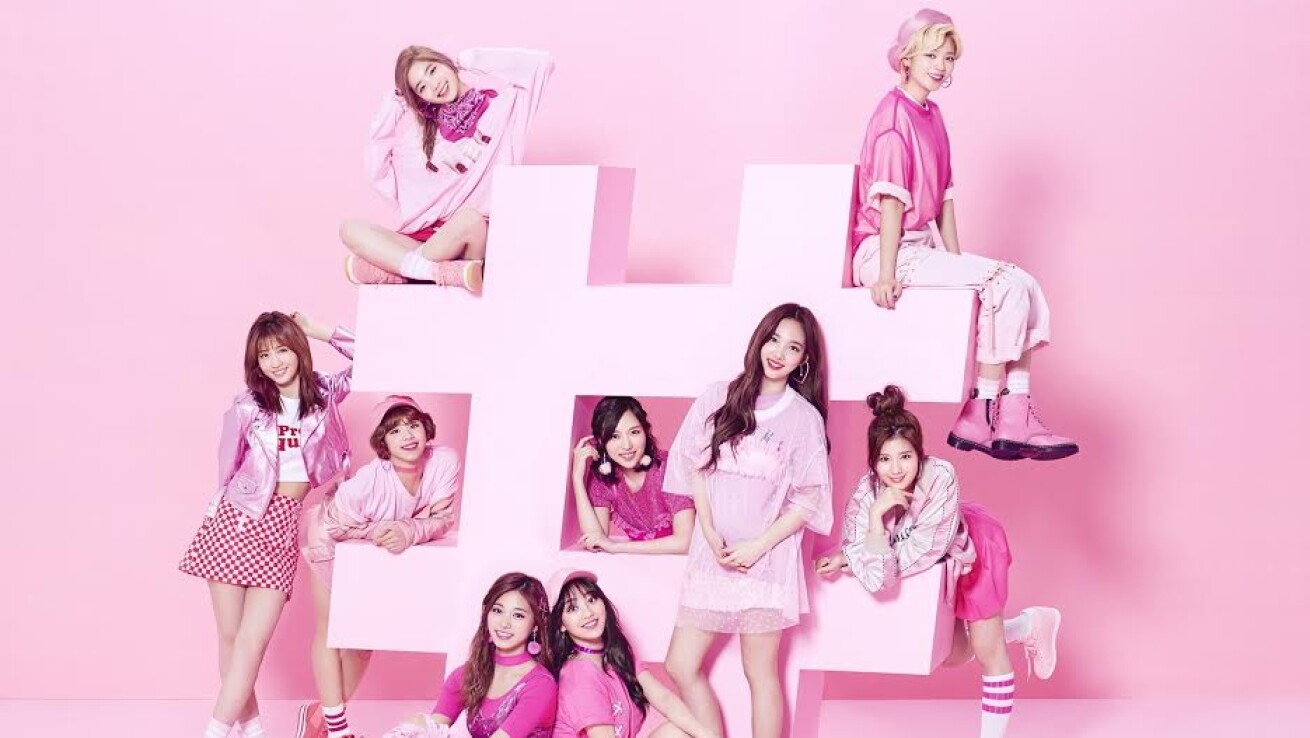 iFLYER: 人気急上昇のガールズ・グループTWICE、SHIBUYA109に