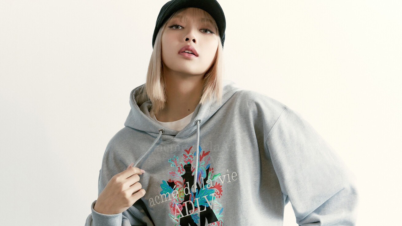 BLACKPINK Coachella Hoodie 本日限りで削除 - パーカー